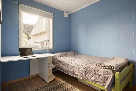 I denne etasjen er det 4 soverom. Alle med plass til seng og garderobe