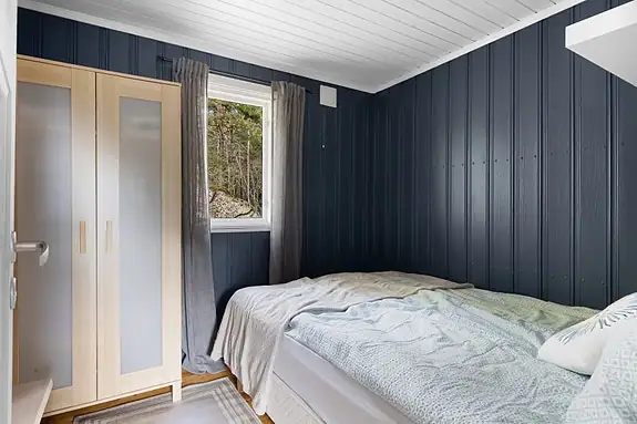 Hytten har 2 soverom. Begge er romslige med plass til dobbeltseng