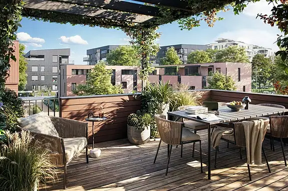 Privat takterrasse og flere solrike uteplasser