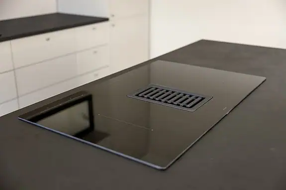 Platetopp med integrert ventilator