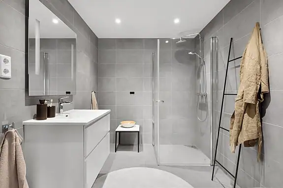 Badet i underetasjen