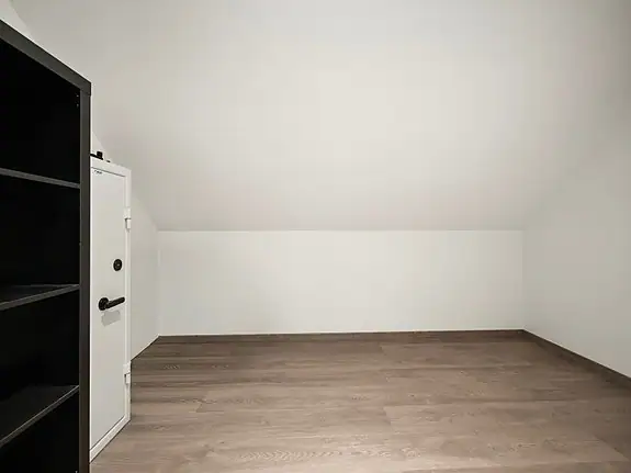 Det er også bodplass i etasjen