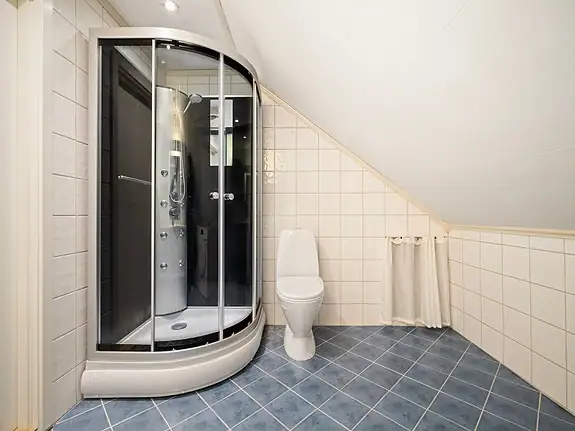 Badet har varmekabler